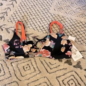 NWT BECCA Swim Top Sz D